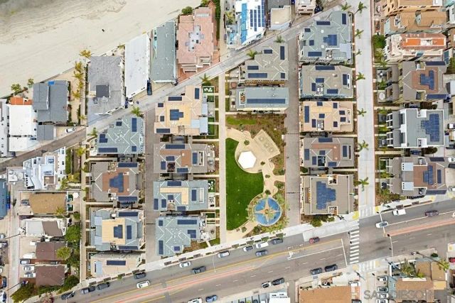 819 Kennebeck Ct, San Diego, CA 92109