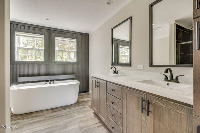 1534 Harmony Ridge Drive, Kingsport, TN 37665