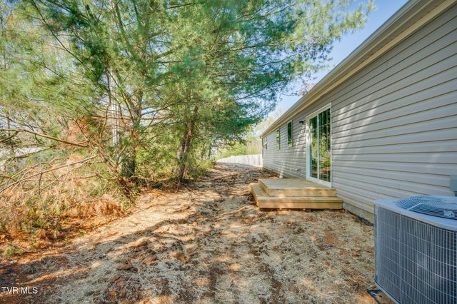 1534 Harmony Ridge Drive, Kingsport, TN 37665