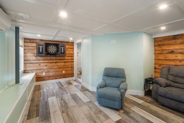 8-10 Oak St, Winchester, MA 01890