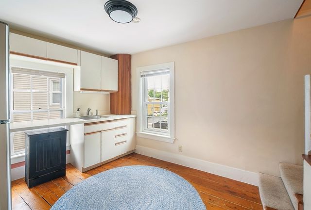 8-10 Oak St, Winchester, MA 01890