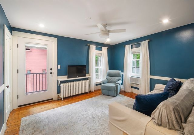 8-10 Oak St, Winchester, MA 01890