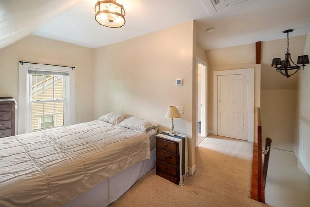 8-10 Oak St, Winchester, MA 01890