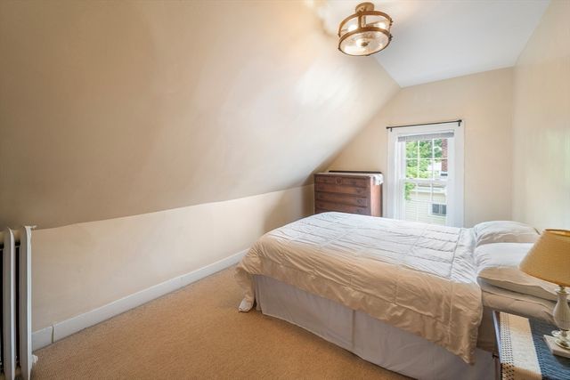 8-10 Oak St, Winchester, MA 01890