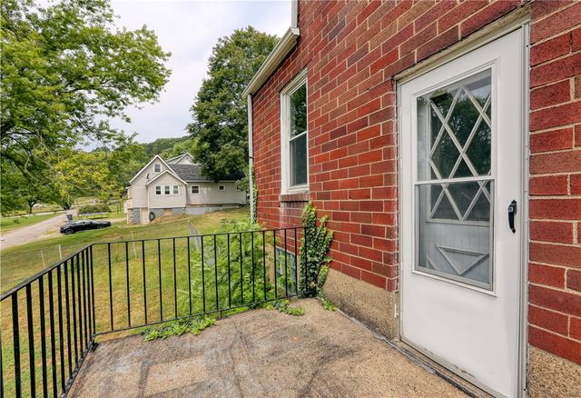 104 Patti Ln, Hopewell Twp, PA 15001