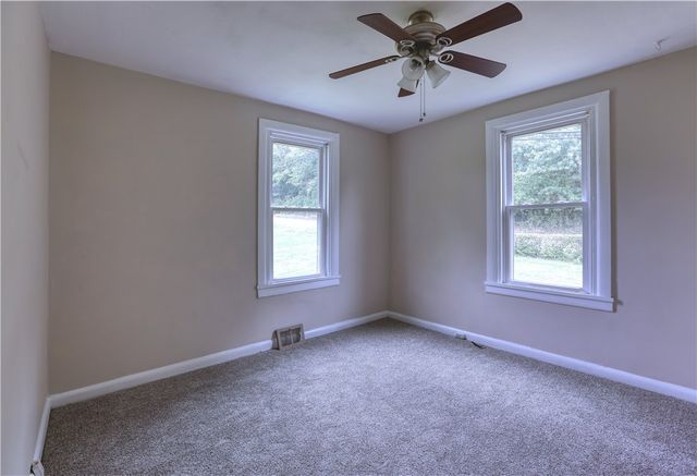 104 Patti Ln, Hopewell Twp, PA 15001