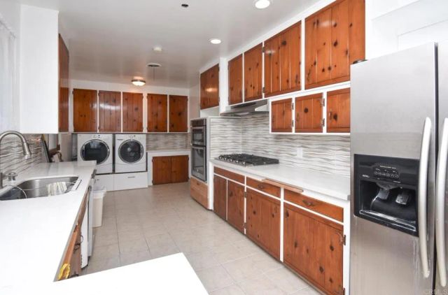410 S Clementine Street, Oceanside, CA 92054