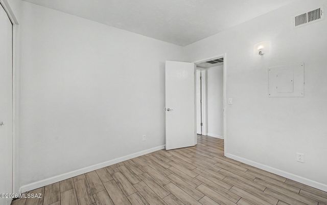 1810 E Blacklidge Dr Apt 322, Tucson, AZ 85719