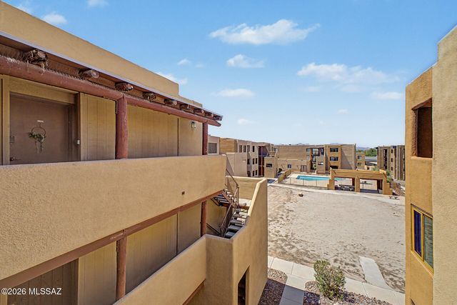 1810 E Blacklidge Dr Apt 322, Tucson, AZ 85719