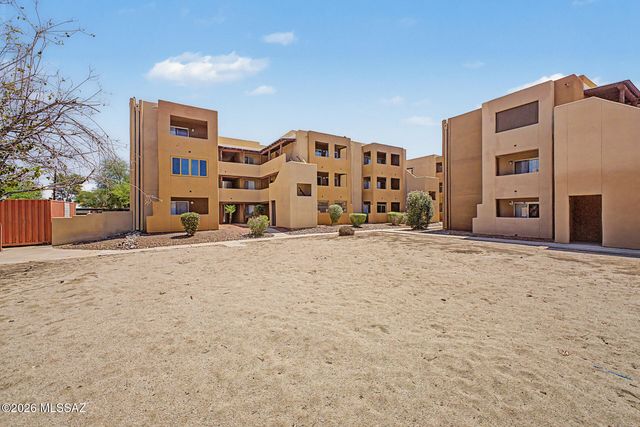 1810 E Blacklidge Dr Apt 322, Tucson, AZ 85719