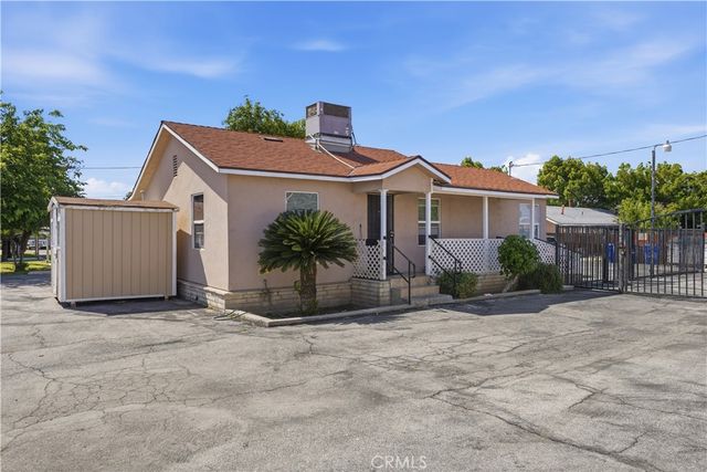 325 McCord Ave, Bakersfield, CA 93308