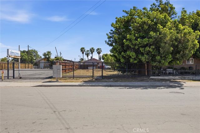 325 McCord Ave, Bakersfield, CA 93308