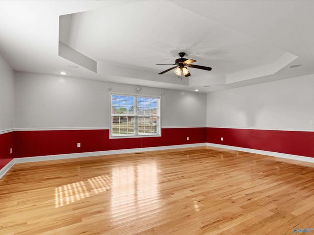 101 Berkshire Lane, Albertville, AL 35950