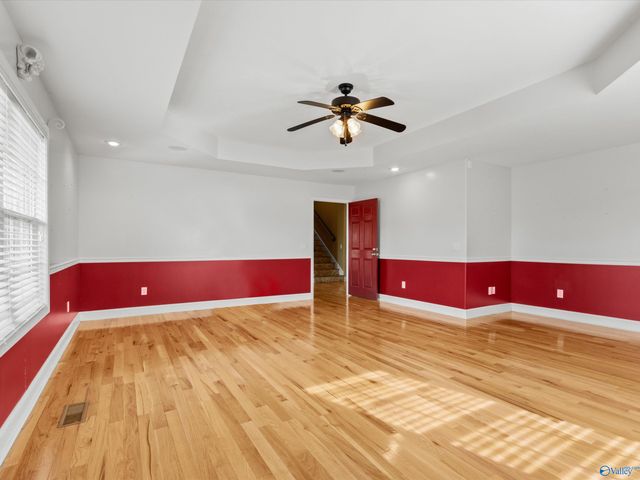 101 Berkshire Lane, Albertville, AL 35950