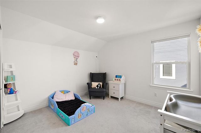 2440 Massoit Road, Royal Oak, MI 48073