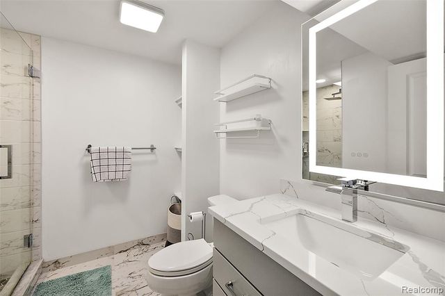 2440 Massoit Road, Royal Oak, MI 48073