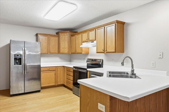 2305 Rosemary Curve, Hudson, WI 54016