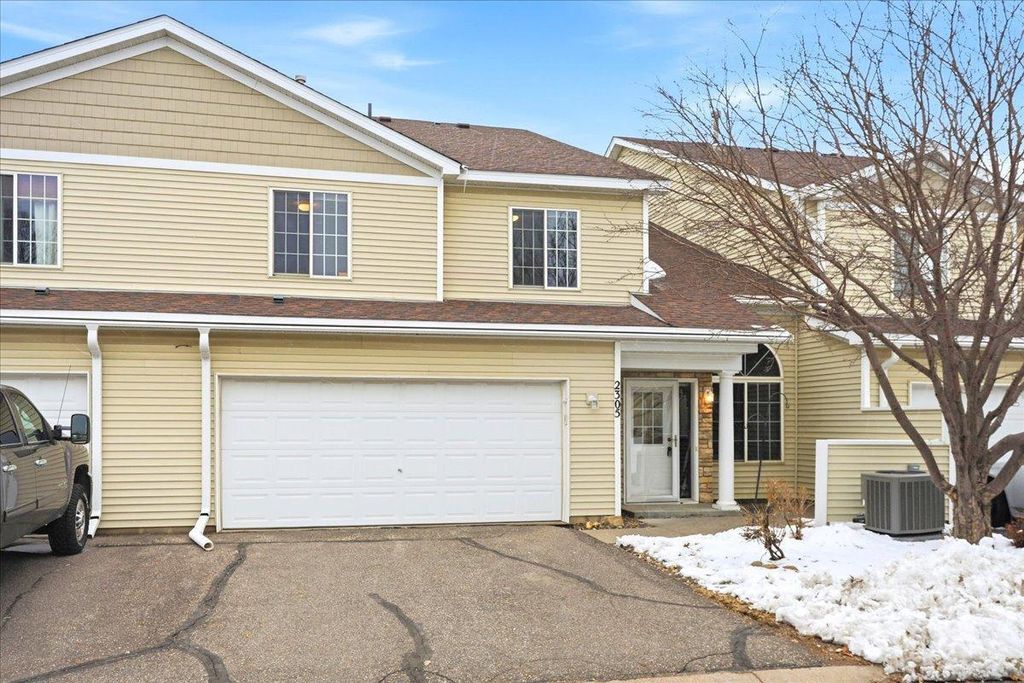 2305 Rosemary Curve, Hudson, WI 54016