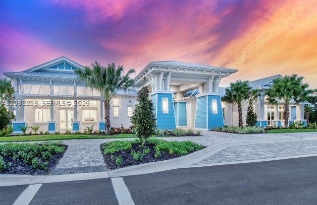 7050 NW 44th St 708, Lauderhill, FL 33319