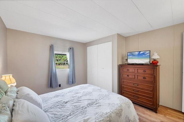 5488 HOLIDAY PARK BLVD, North Port, FL 34287