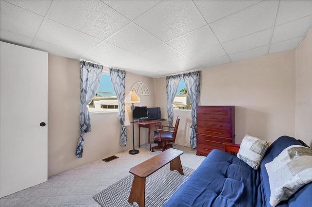 5488 HOLIDAY PARK BLVD, North Port, FL 34287