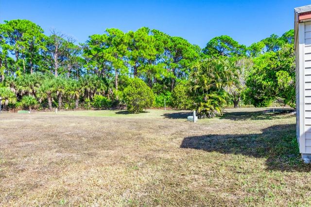 5488 HOLIDAY PARK BLVD, North Port, FL 34287