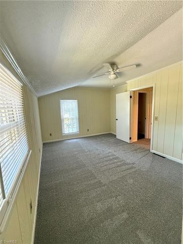 1108 Pine Hill Road, Asheboro, NC 27205