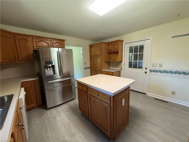 1108 Pine Hill Road, Asheboro, NC 27205