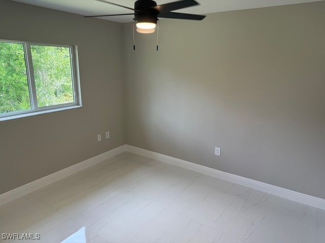 913 Desoto AVE, Lehigh Acres, FL 33972