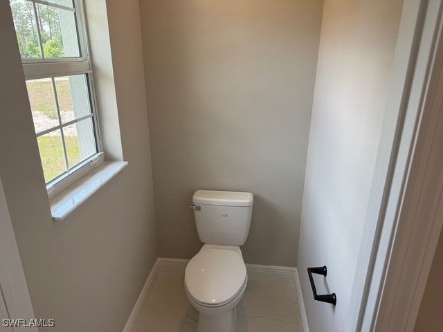 913 Desoto AVE, Lehigh Acres, FL 33972