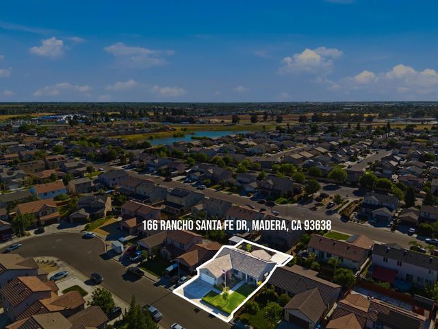 166 Rancho Santa Fe Drive, Madera, CA 93638