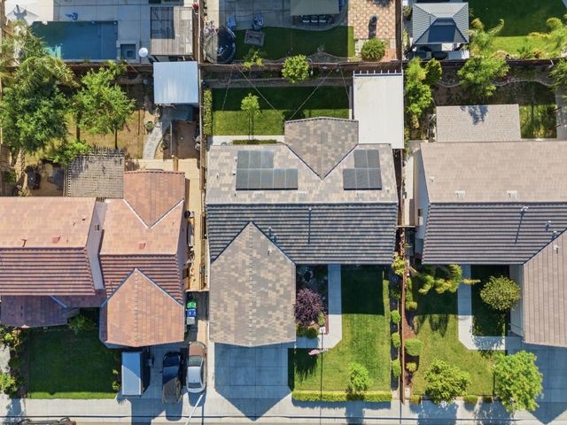 166 Rancho Santa Fe Drive, Madera, CA 93638