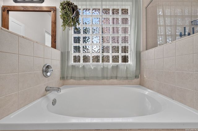 26030 STARLING HL, San Antonio, TX 78260