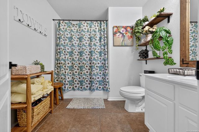 26030 STARLING HL, San Antonio, TX 78260