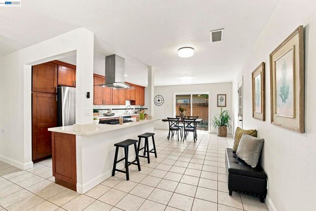 54 LAKEVIEW DRIVE, Bay Point, CA 94565