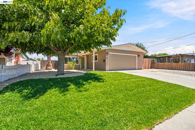 54 LAKEVIEW DRIVE, Bay Point, CA 94565
