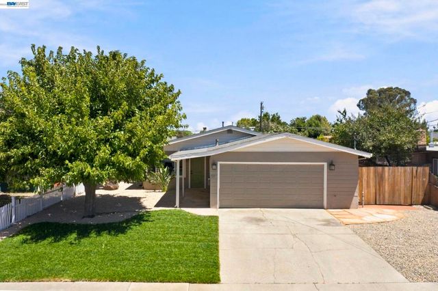 54 LAKEVIEW DRIVE, Bay Point, CA 94565