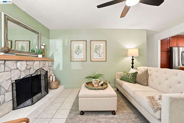 54 LAKEVIEW DRIVE, Bay Point, CA 94565
