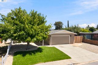 54 LAKEVIEW DRIVE, Bay Point, CA 94565