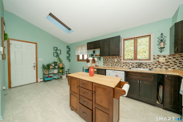 660 Hillside Avenue, Hartford, CT 06106