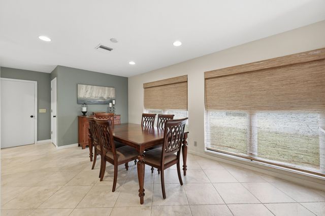 6750 Eastpointe Pines St Street, Palm Beach Gardens, FL 33418