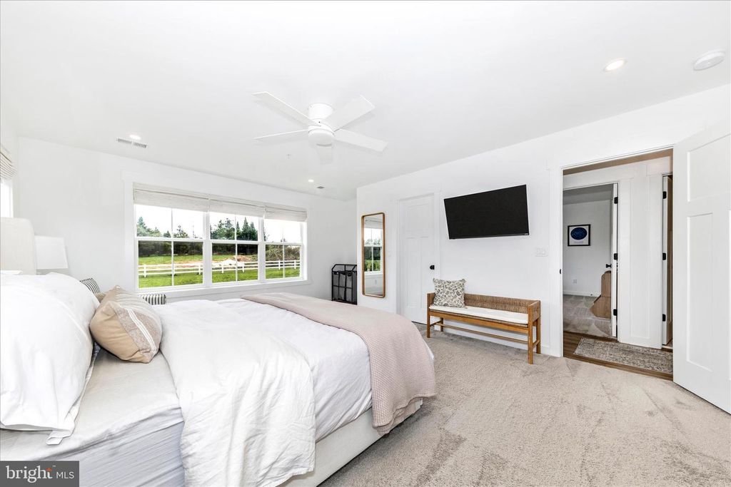 Image 22 of property listing at 14105 PEDDICORD RD, Mount Airy, MD 21771