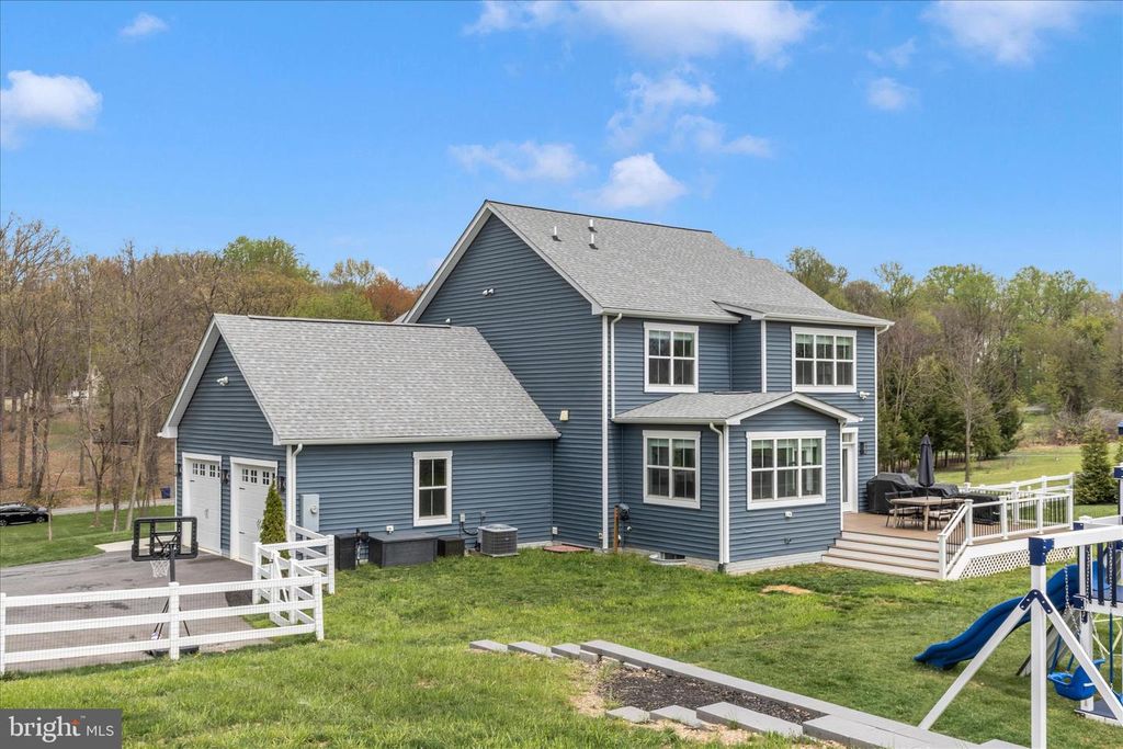 Image 46 of property listing at 14105 PEDDICORD RD, Mount Airy, MD 21771