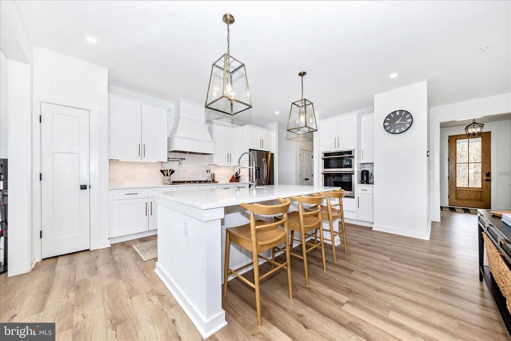 Image 8 of property listing at 14105 PEDDICORD RD, Mount Airy, MD 21771