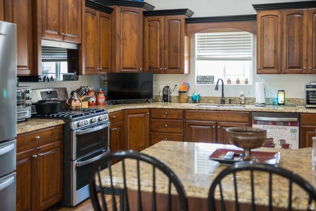 54 S IVIE MNR, Roosevelt, UT 84066