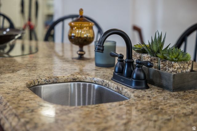 54 S IVIE MNR, Roosevelt, UT 84066