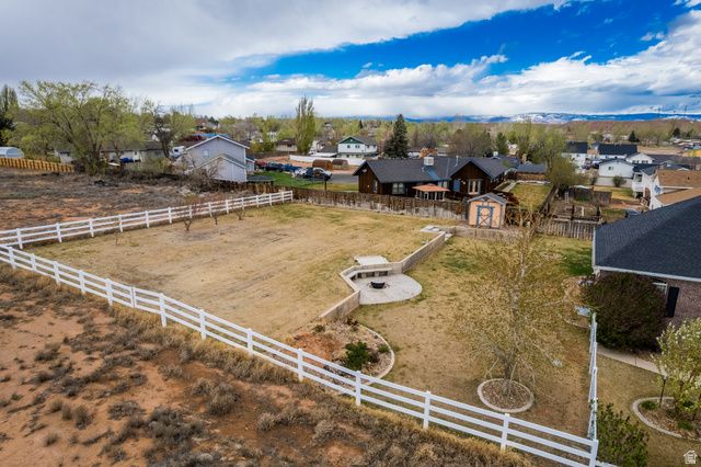 54 S IVIE MNR, Roosevelt, UT 84066