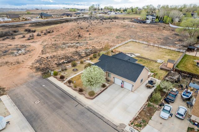 54 S IVIE MNR, Roosevelt, UT 84066