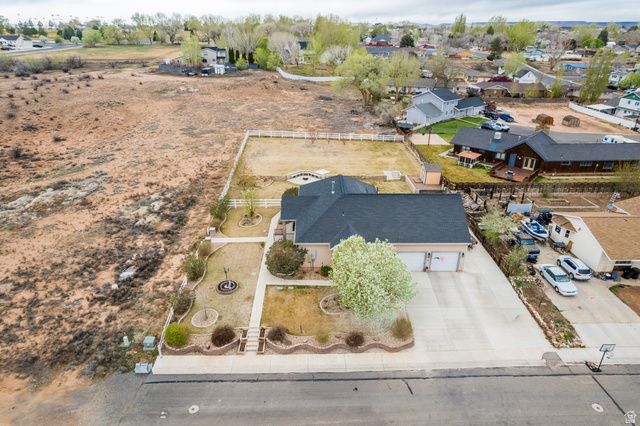 54 S IVIE MNR, Roosevelt, UT 84066