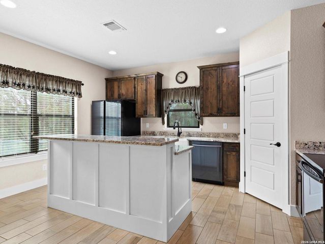 774 Mockingbird Cv, Spring Branch, TX 78070